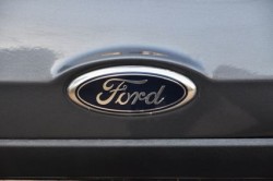 ford-vehicle-logo