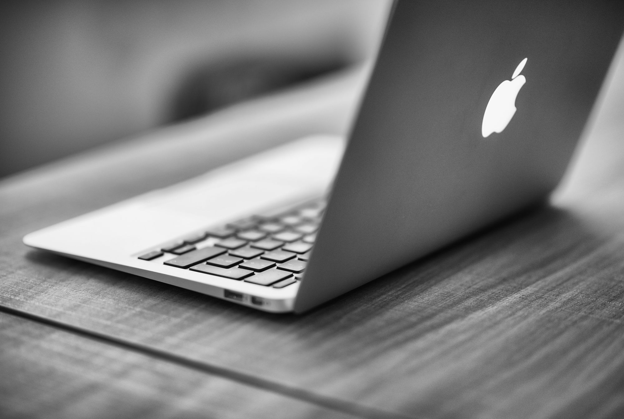 Second Apple Class Action Alleges MacBook Pro Keyboard Defect Top