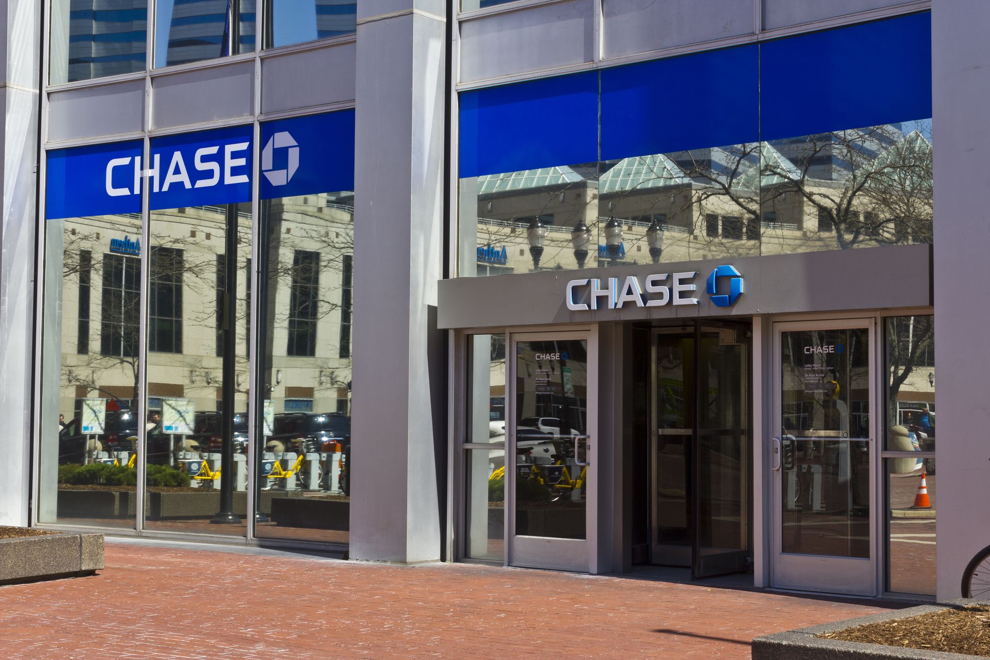 Indianapolis - Circa March 2016: Chase Bank. Chase is the U.S. Consumer and Commercial Banking Business of JPMorgan Chase III