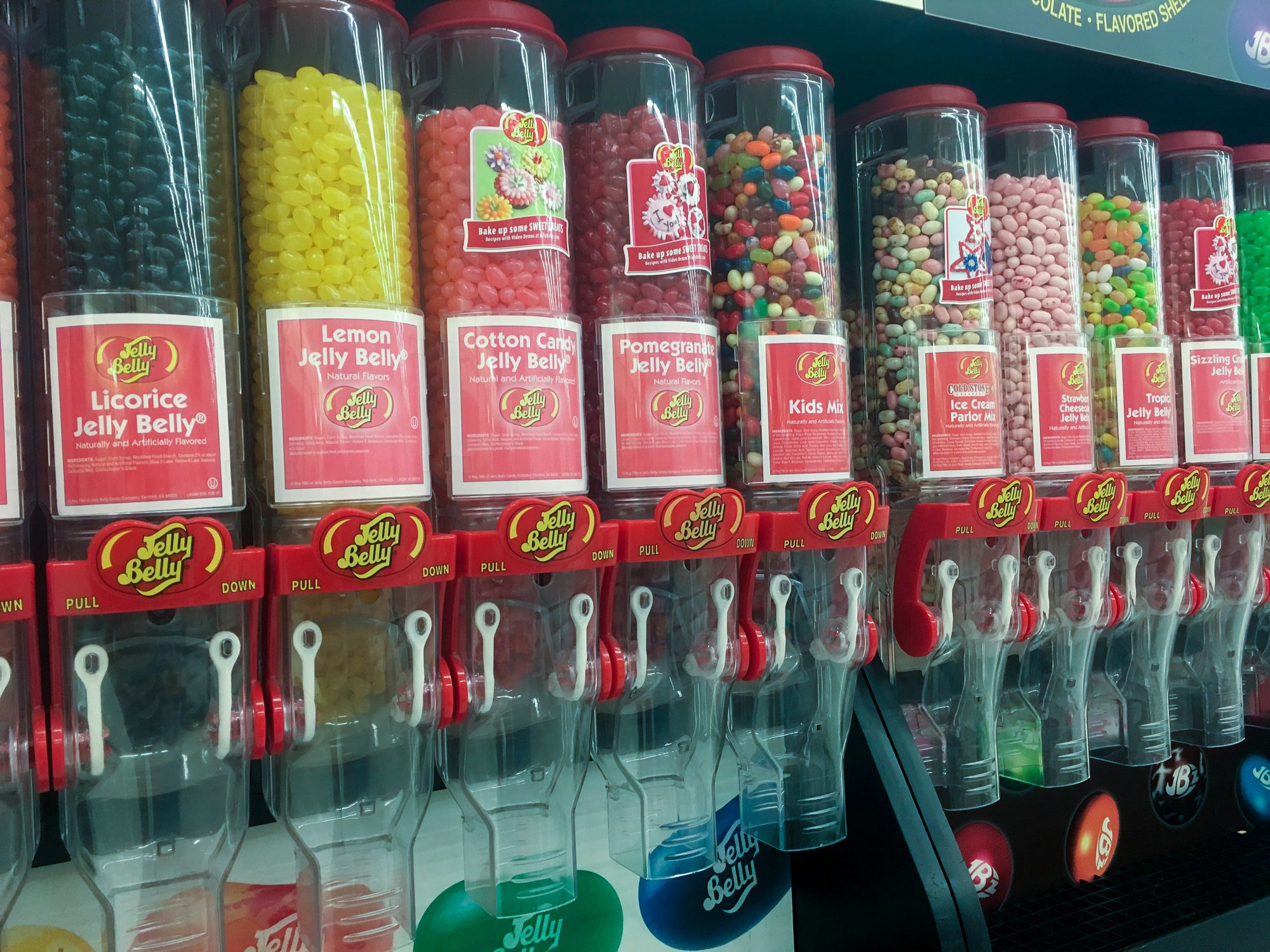 SPRINGFIELD, OR - OCTOBER 28, 2015: Bulk food section at this grocery store includes the well-known brand of jelly beans, Jelly Belly.