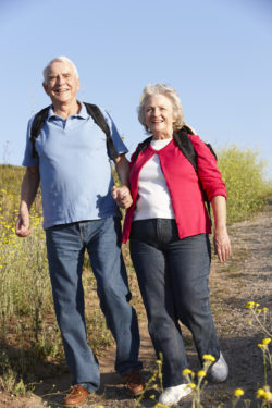 knee replacement knee implant couple hike walk