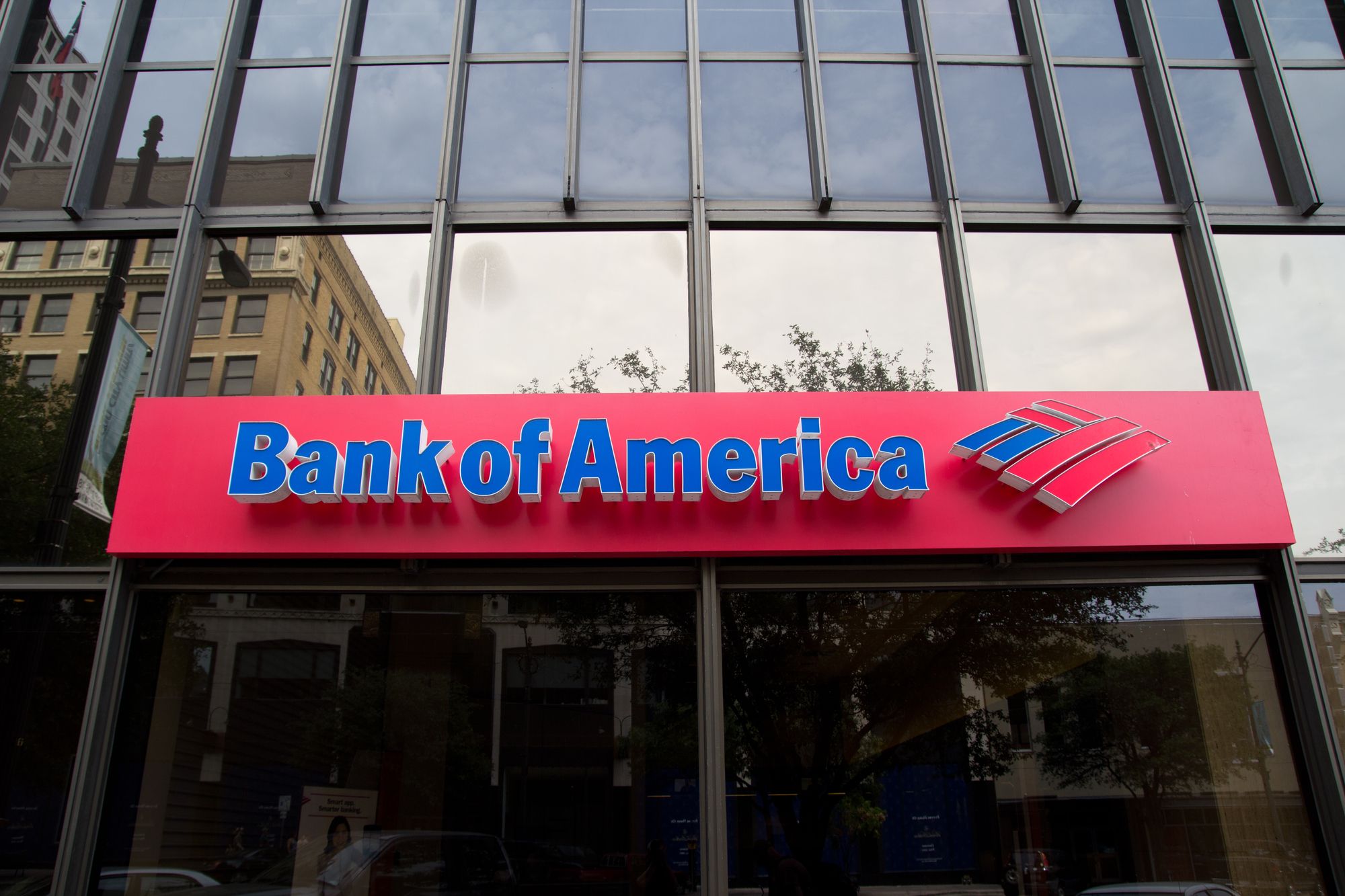 Bank of America Class Action Alleges Unauthorized Home Searches Top