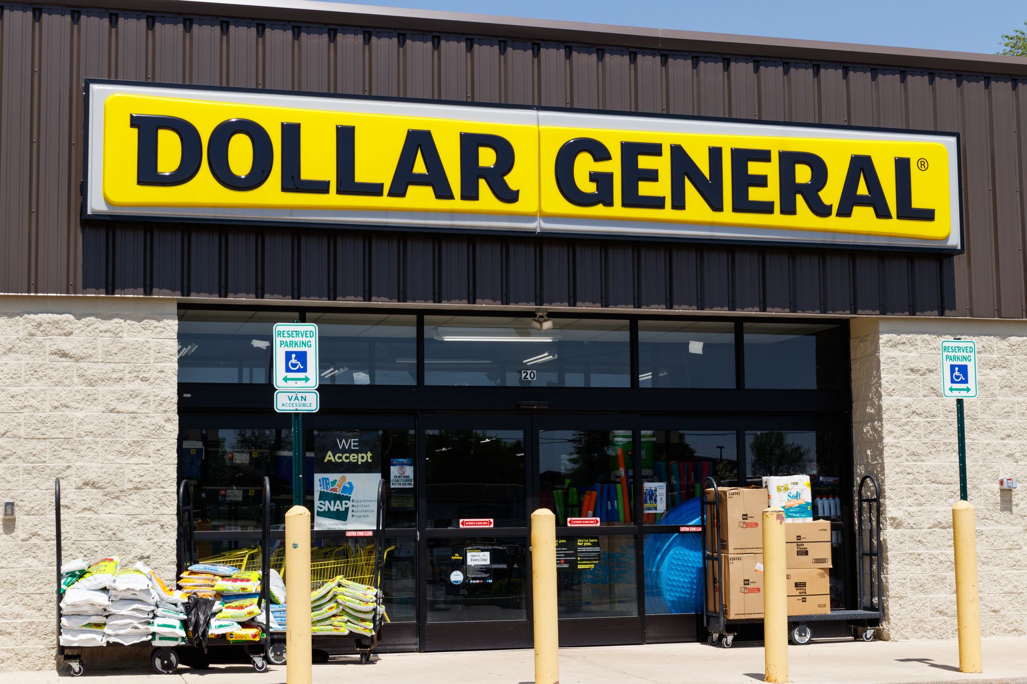 Dollar General Customers Seek Cert. in Motor Oil Class Action Lawsuit
