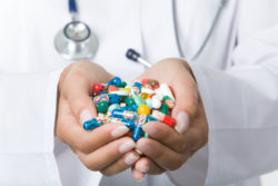 what medications cause kidney failure