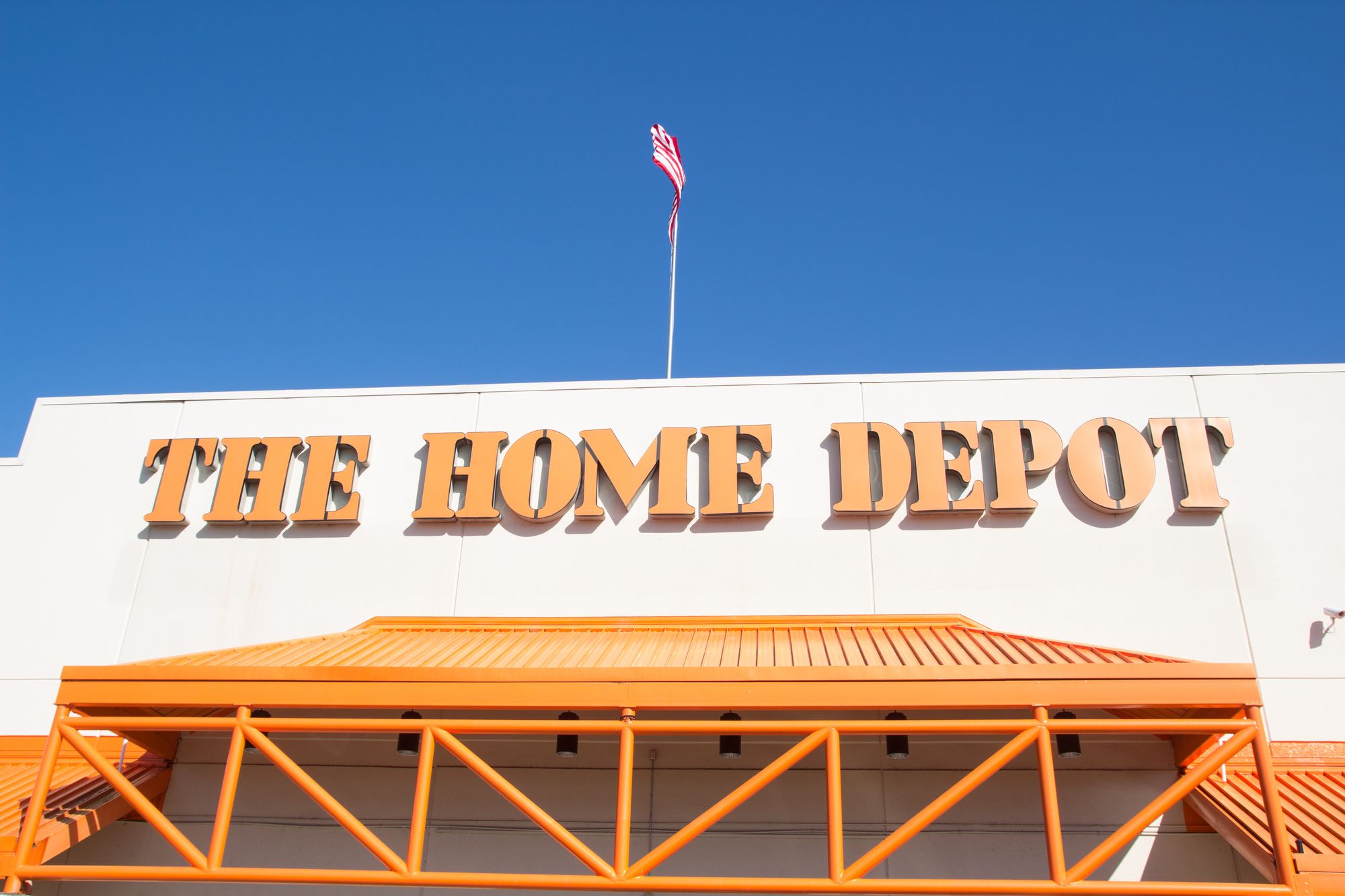 Home Depot Employee Unpaid Overtime Class Action Lawsuit