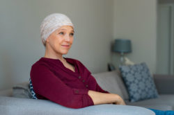 breast cancer chemo treatment leads to hair loss