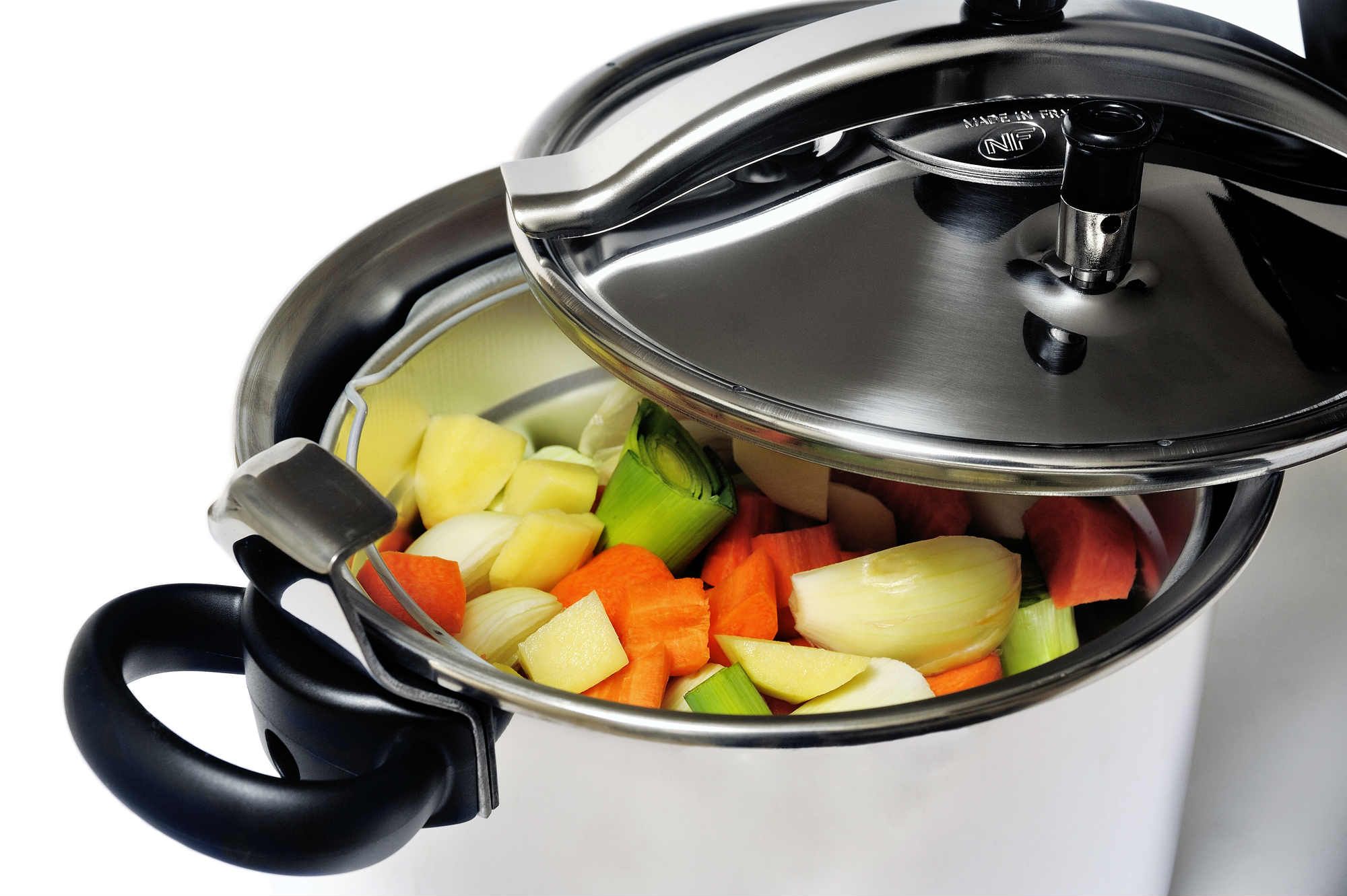 Cuisinart Electric Pressure Cooker Explosions Allegedly Caused by Defects -  Top Class Actions