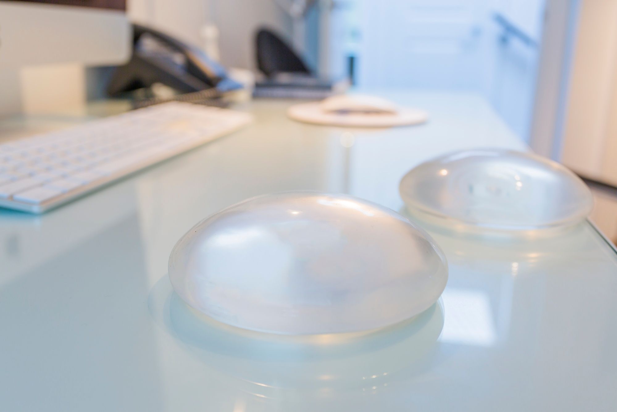 can breast implants cause lymphoma?