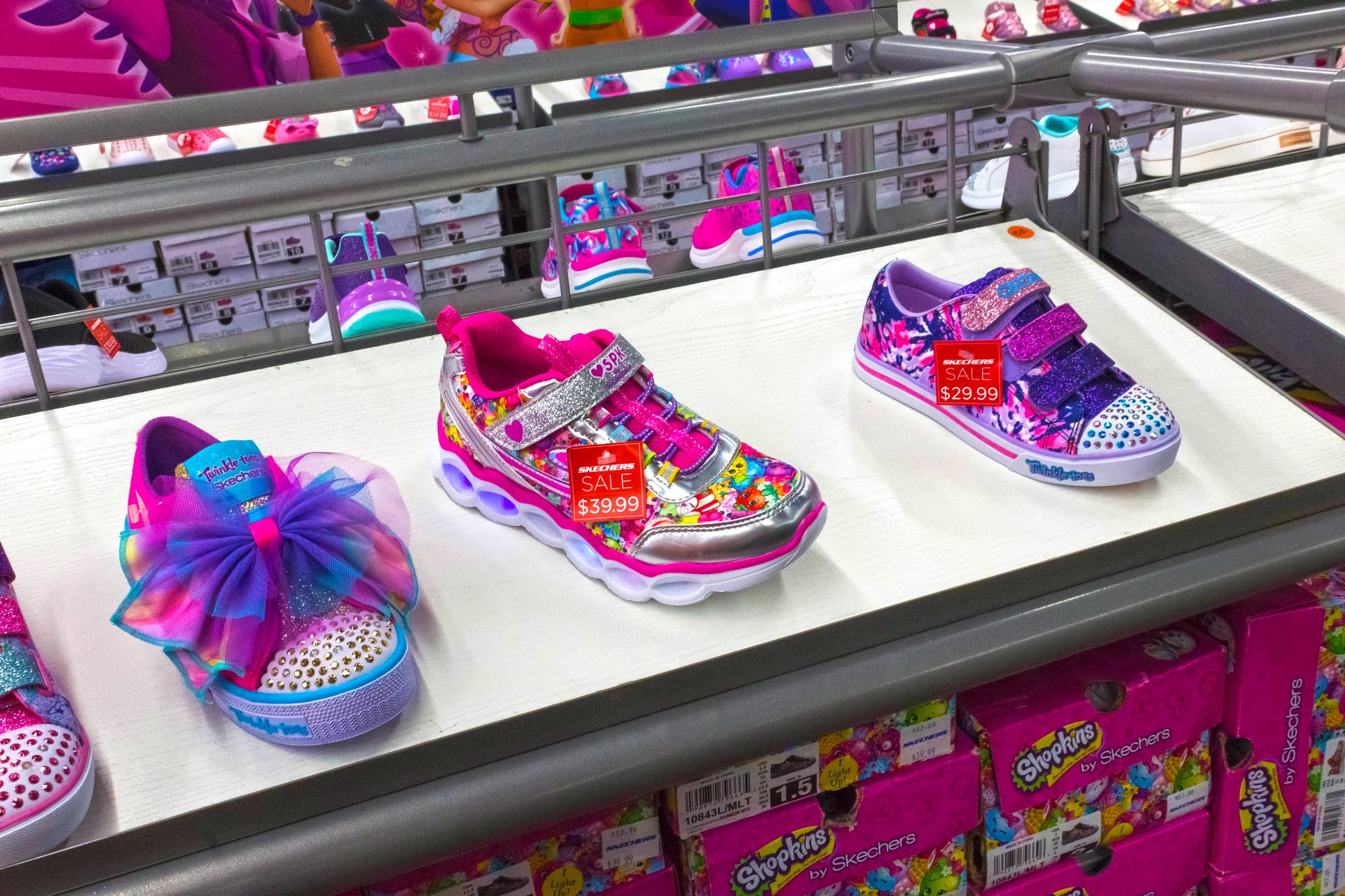La demanda colectiva de Skechers afirma las zapatillas luminosas - Top Actions