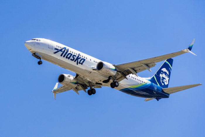 alaska airlines airplane