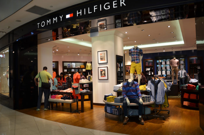 Tommy Hilfiger Class Action Alleges Deceptive Pricing Scam - Top Class ...