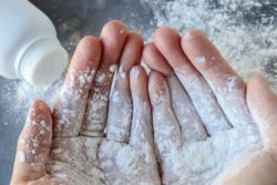 Opening statements were recently heard in a lawsuit in which a plaintiff has alleged that talcum powder inhalation led to her mesothelioma.