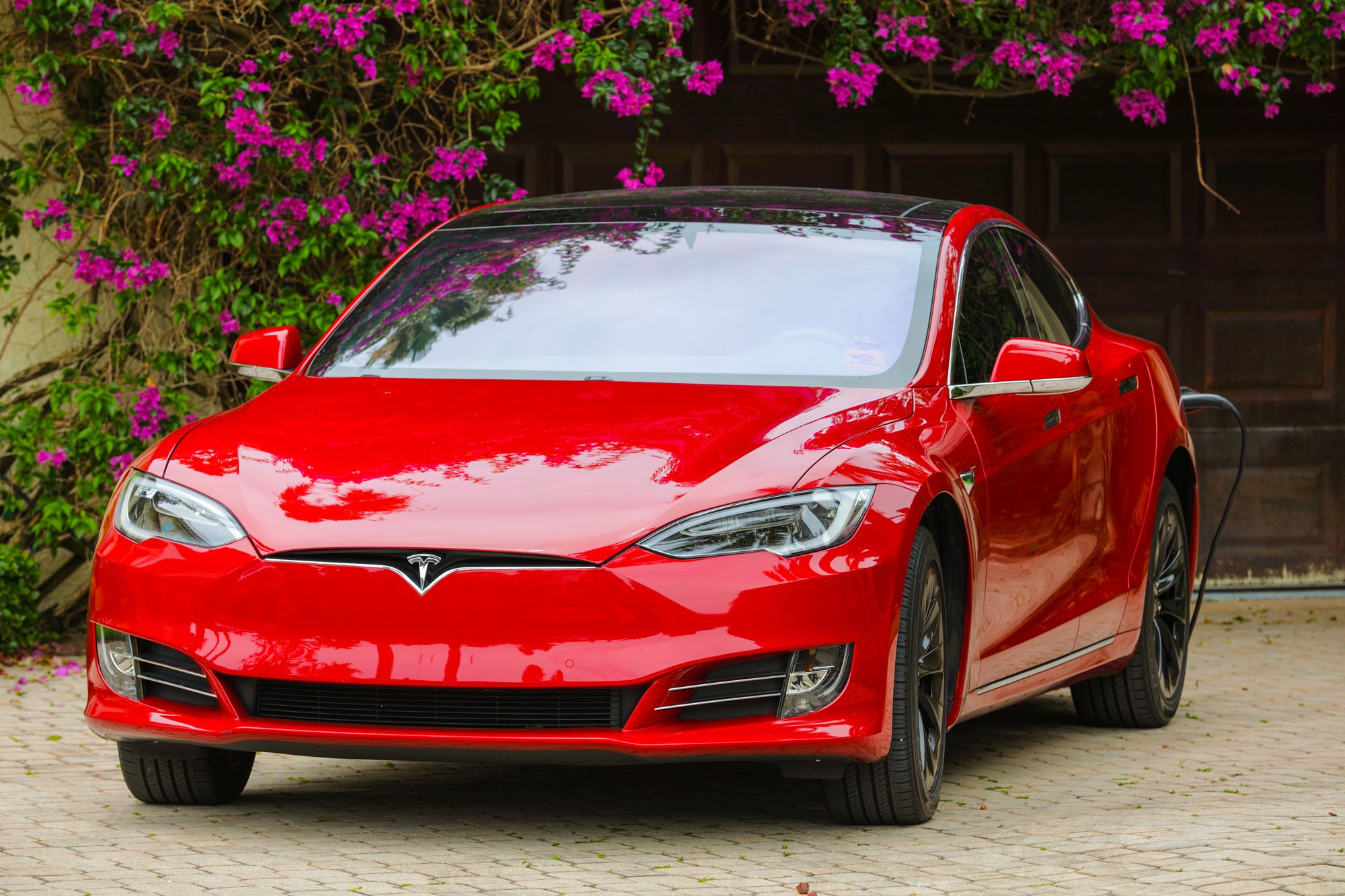 Tesla Class Action Alleges Defective Batteries Top Class Actions