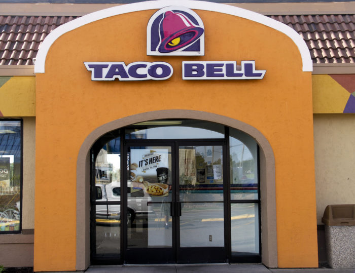 taco bell fast food restaurant