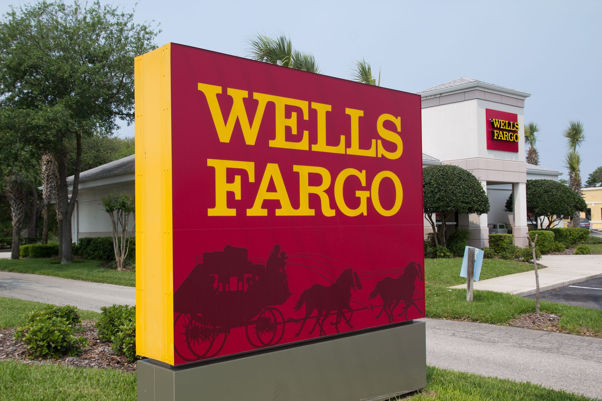 picture of Wells Fargo sign with bank in background