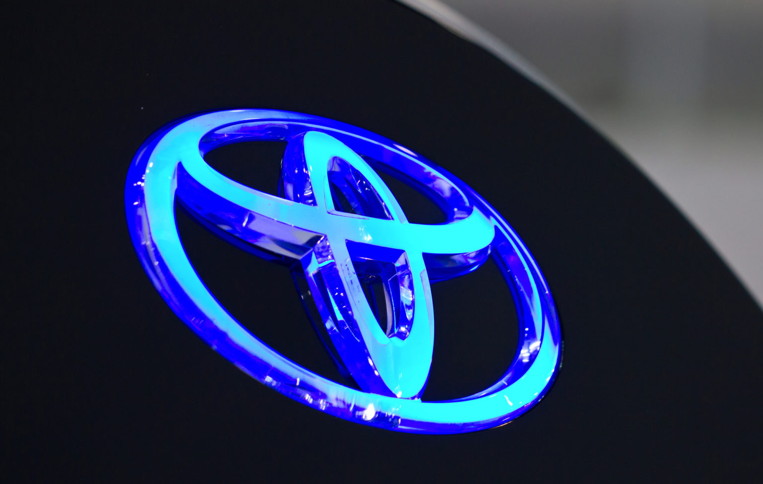 Toyota Class Action Lawsuit Alleges Brake Defect in Hybrids Top Class