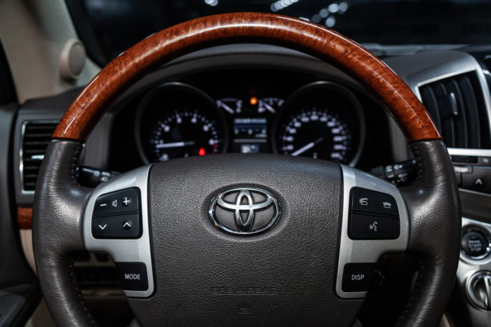 toyota steering wheel