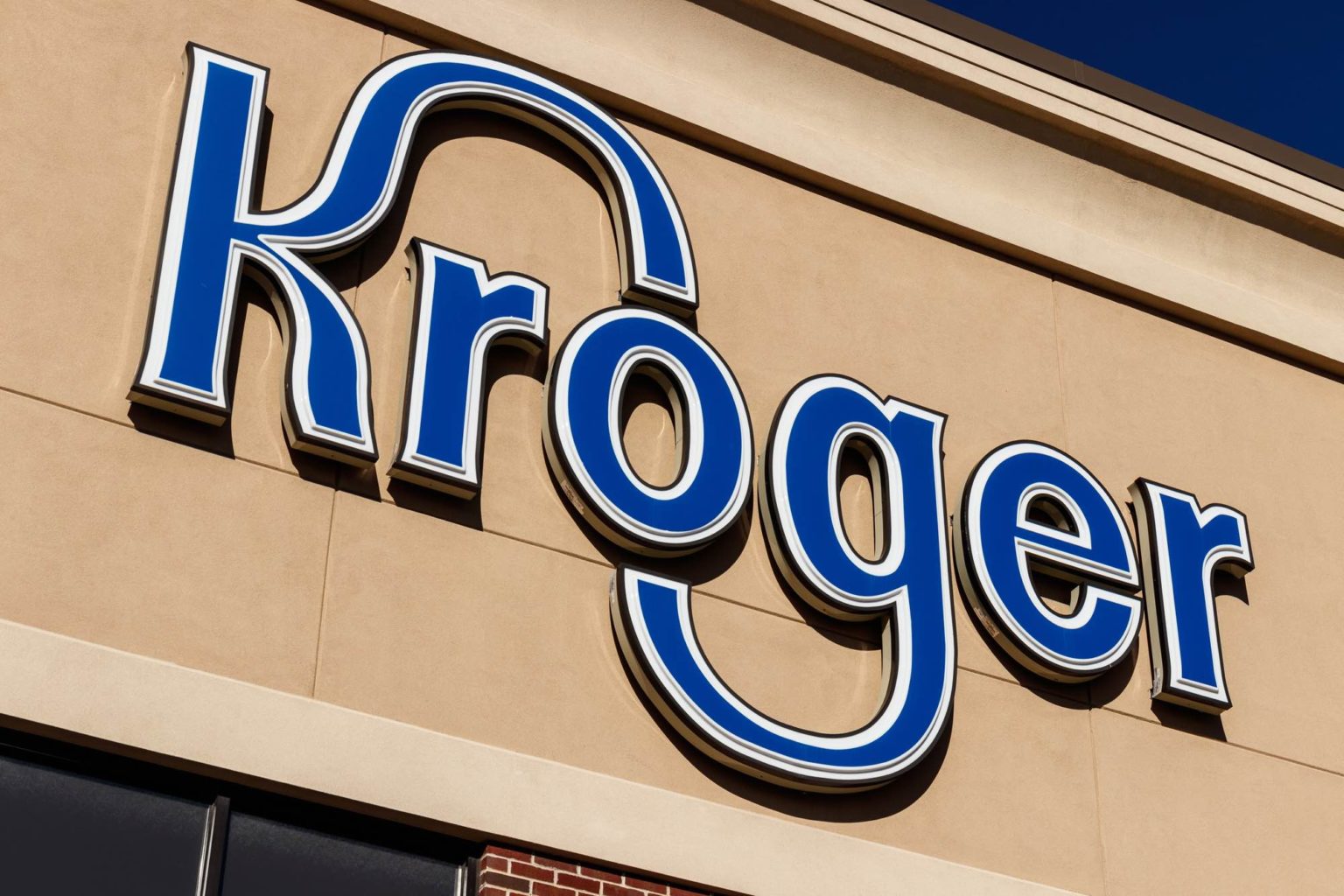 Kroger Class Action Says Disposable Plates Contain Toxic Materials ...