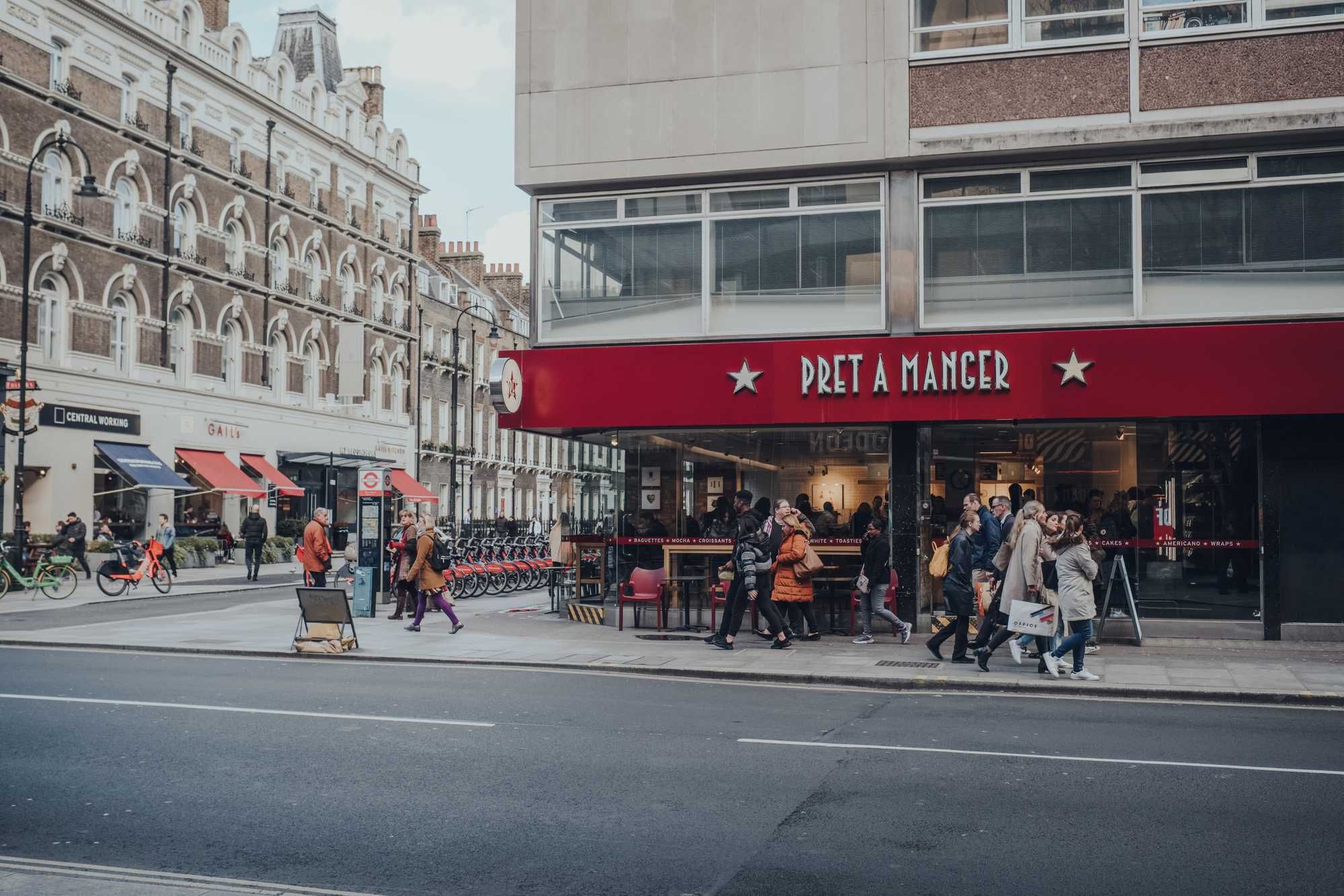 Pret A Manger allegedly mislead consumers with "natural" advertising.