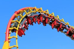 Six Flags memberships allegedly shouldn't be charged when members aren't getting the benefit of their passes.