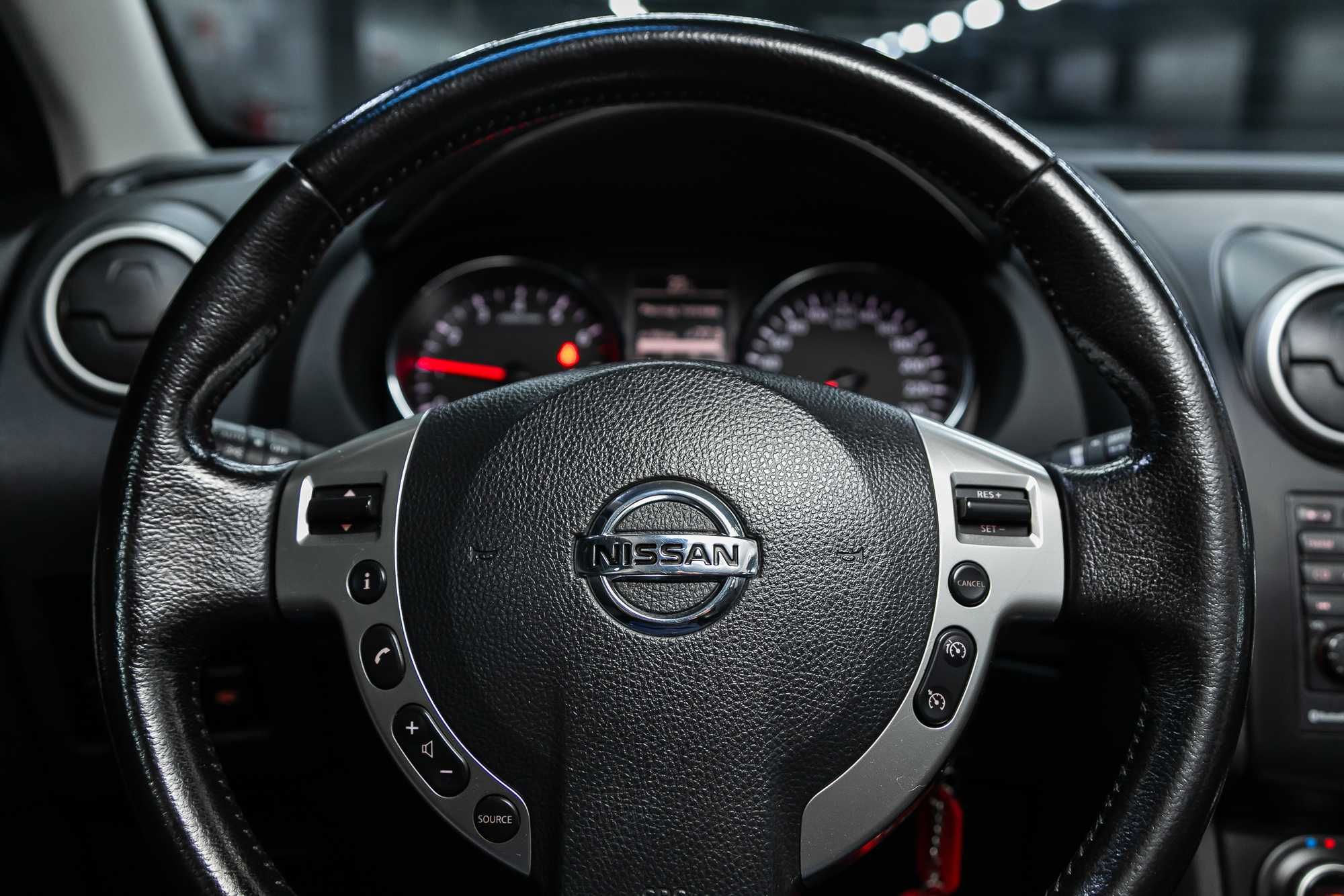 Nissan owners say that the warranty terms for vehicles are deceptive.