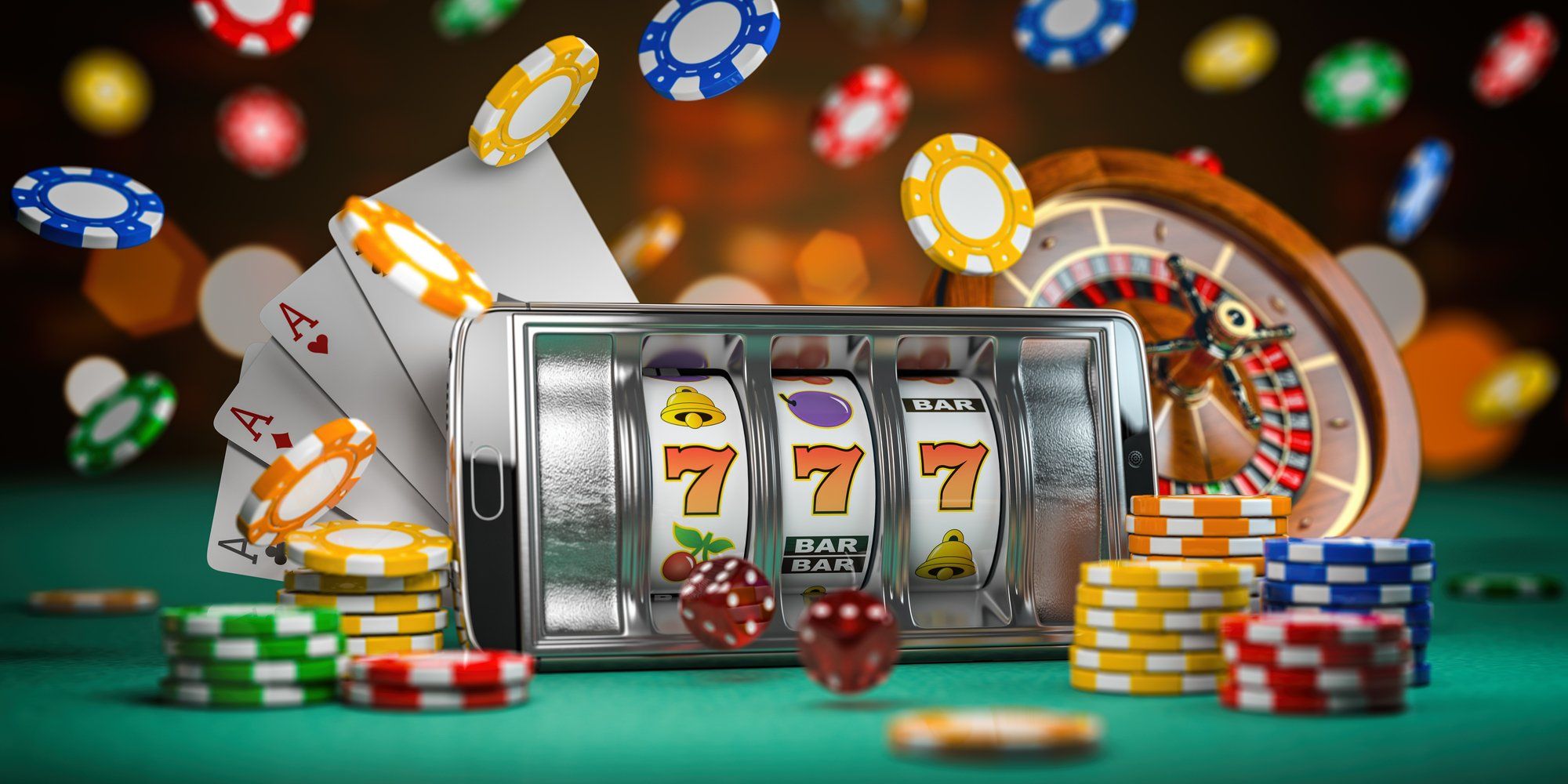 Huuuge Casino gaming apps on smartphone