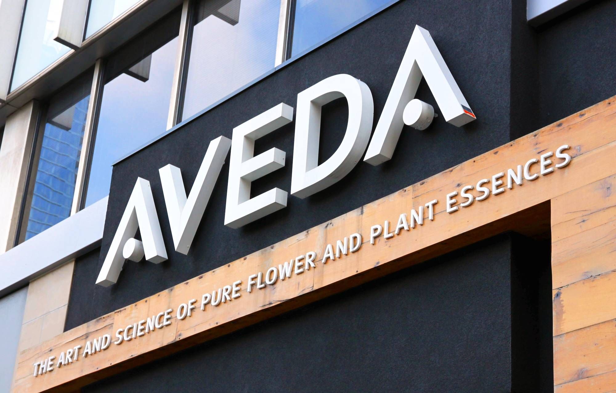 Cosmetology Students Call Aveda Institute ‘Diploma Mill’ in Class