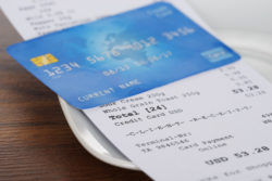 restaurant credit card receipt