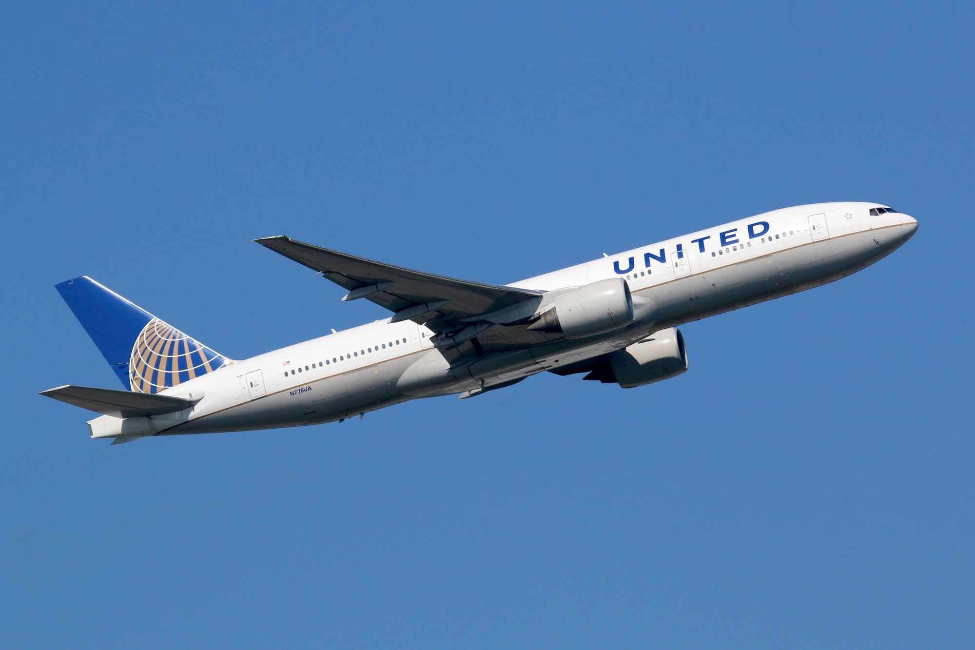 United airlines must face a COVID-19 refund class action lawsuit.