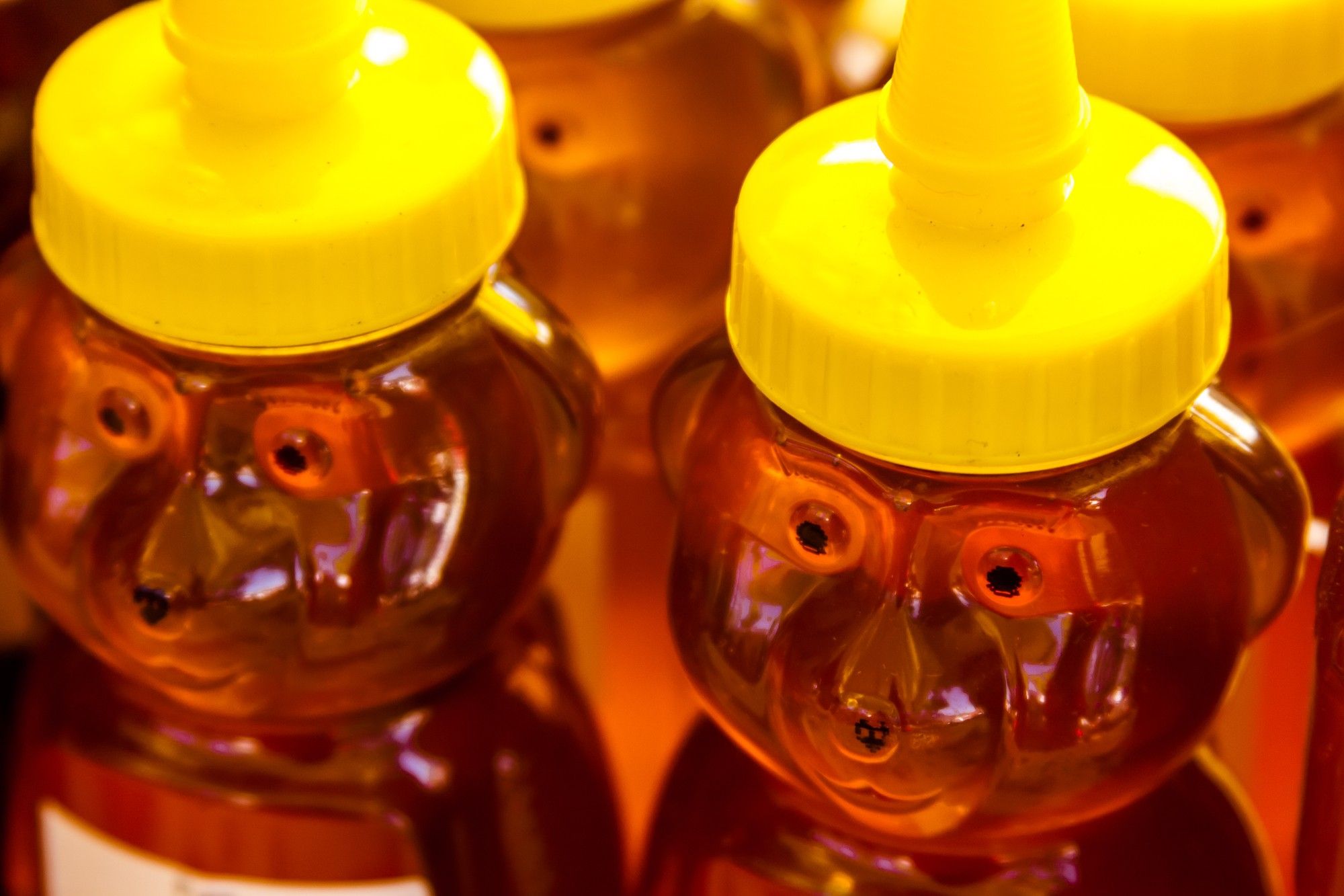 Honey bottles regarding fake honey reports