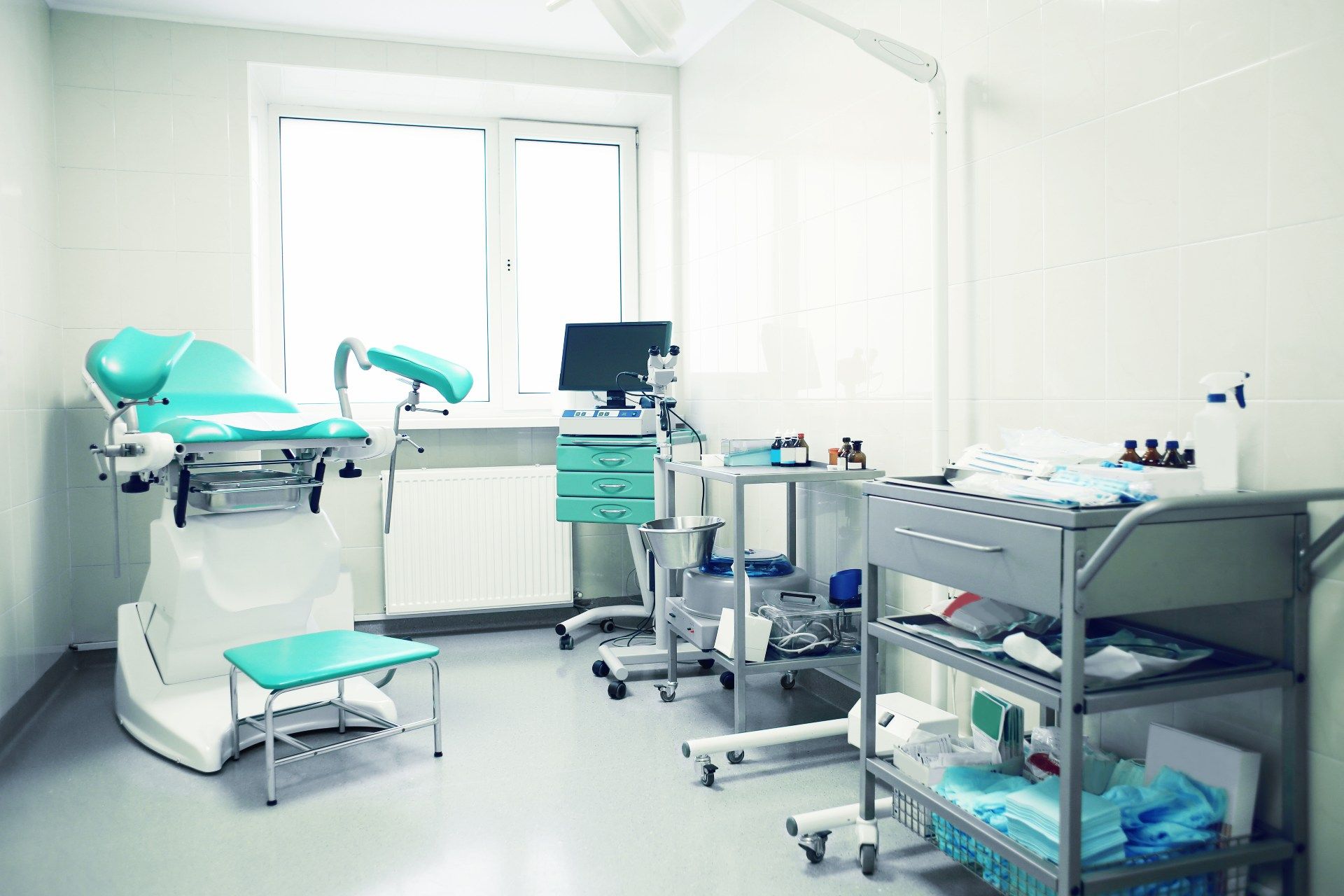Gynecologist's exam room - james heaps lawsuits