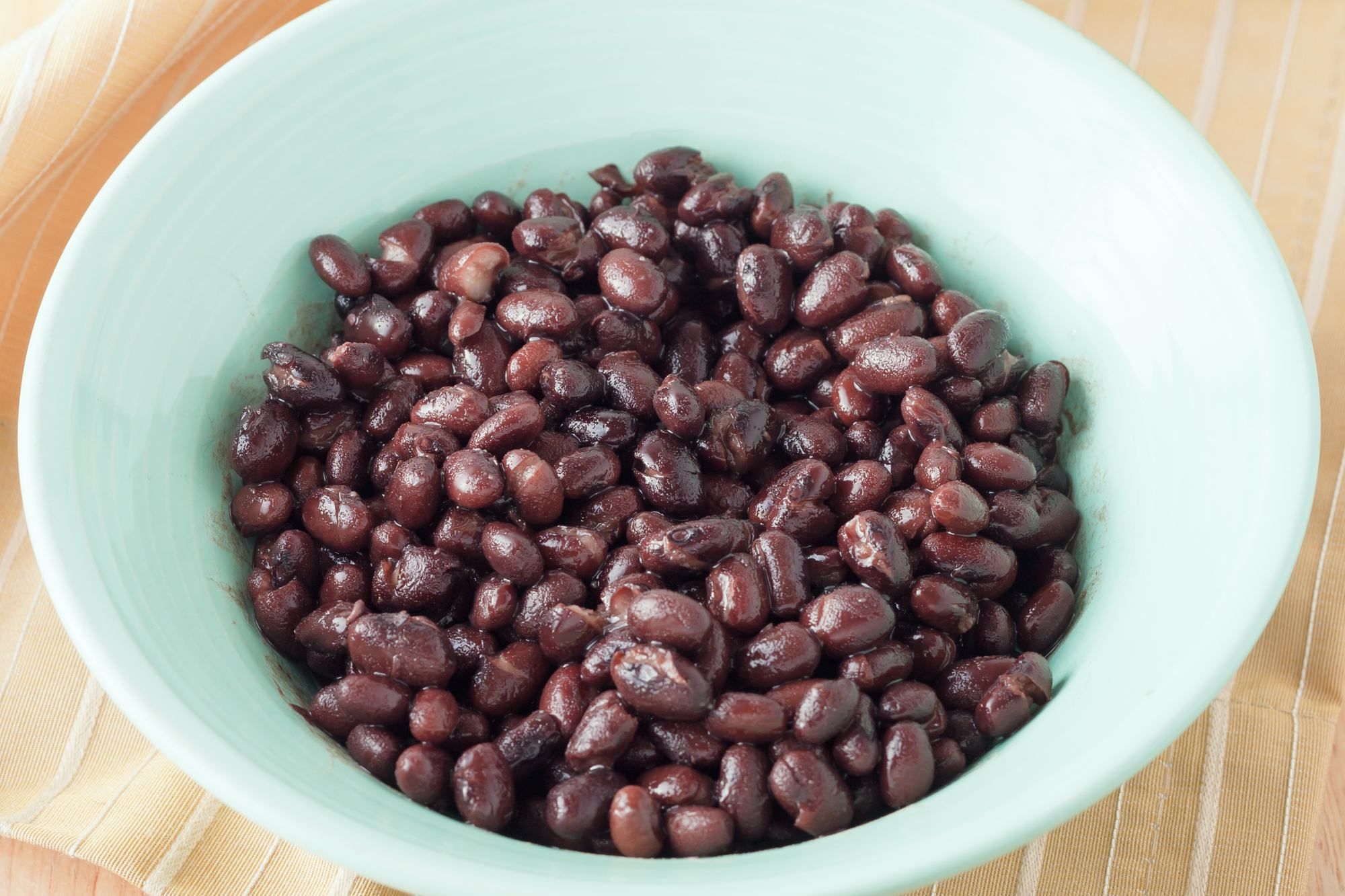 Costco Warns That Bad Seal on S&W Organic Black Beans May Lead to Botulism