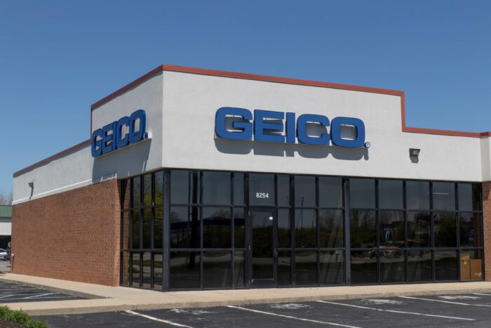 GEICO Pressures Employees to Enter Less Hours Than They Work, Class Action Alleges