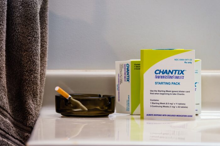 Pfizer has paused distribution of Chantix, the popular anti-smoking drug, after finding elevated levels of a carcinogen
