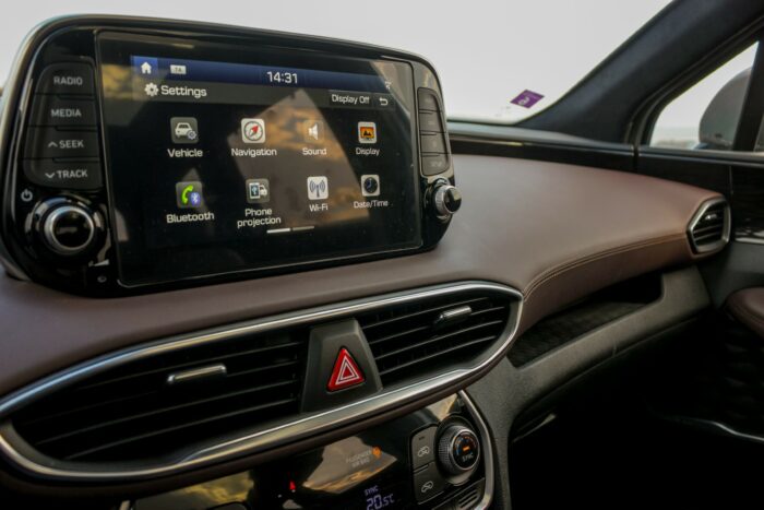 Acura infotainment system - American Honda Motor Co.