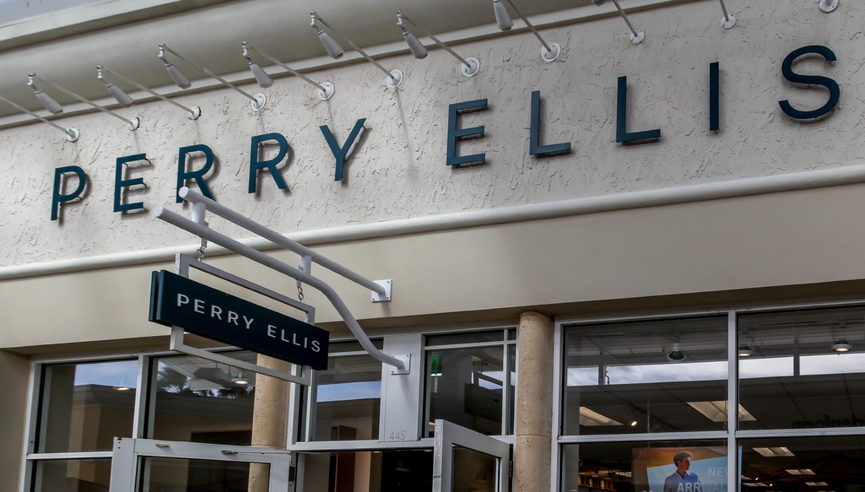 Perry Ellis Falsely Advertises Pima Cotton Clothing, Claims Class Action  Lawsuit - Top Class Actions