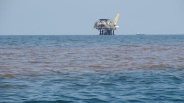deepwater horizon and deepwater horizon oil spill