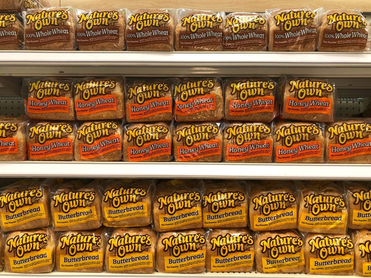 Recall Check Packaging Error Sees 3,000 Loaves of Nature’s Own Honey