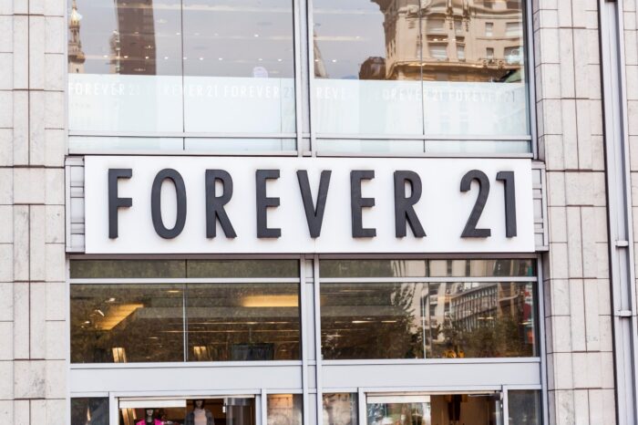 Forever 21 storefront - forever 21 lawsuit - forever 21 settlement - 2017 data breach