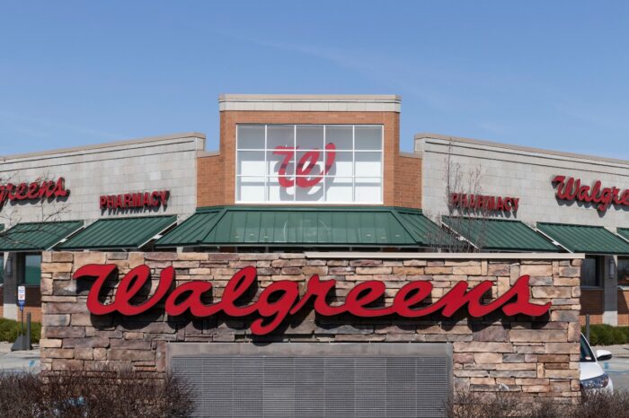 Walgreens Retail Location - Northern Trust Focus Target Retirement Trusts