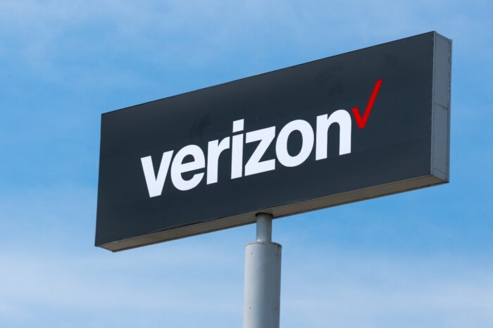 Verizon Wireless sign and trademark logo - pre-recorded calls