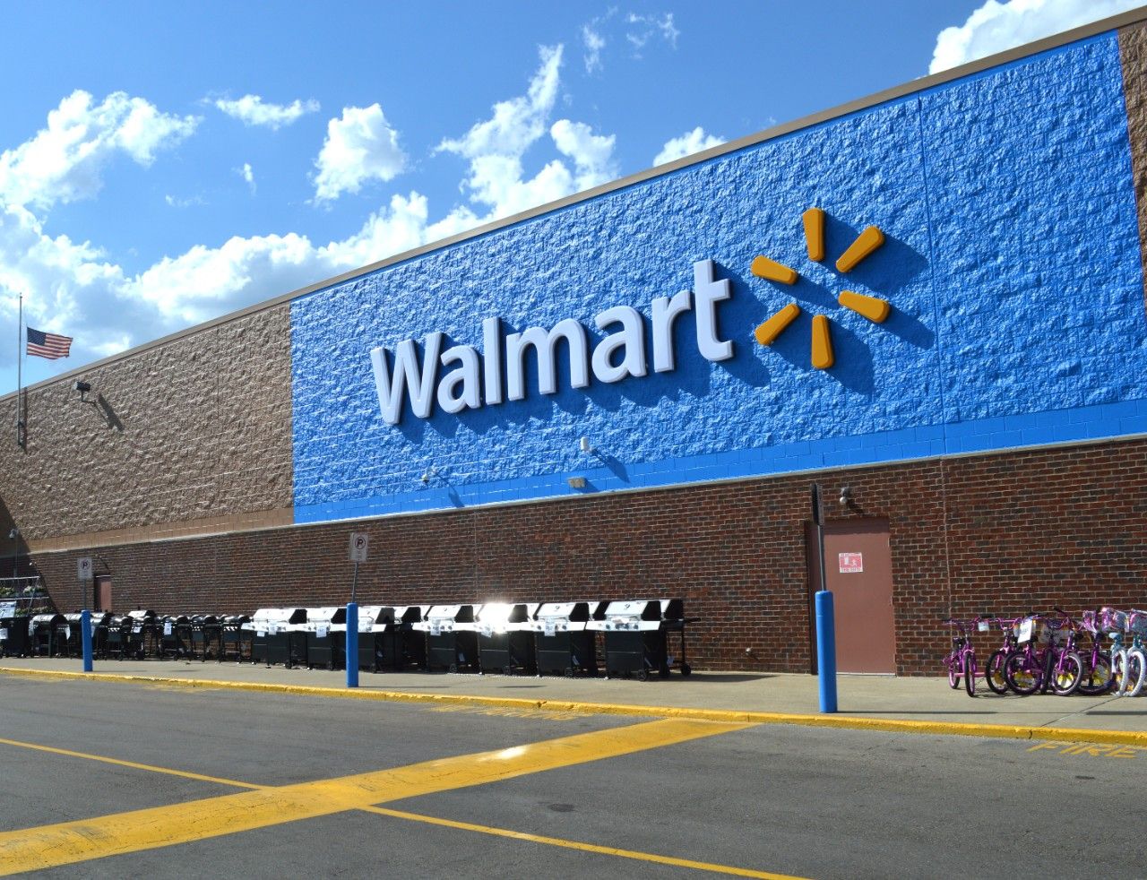 Walmart Class Action Claims Company Misclassified Night Managers As