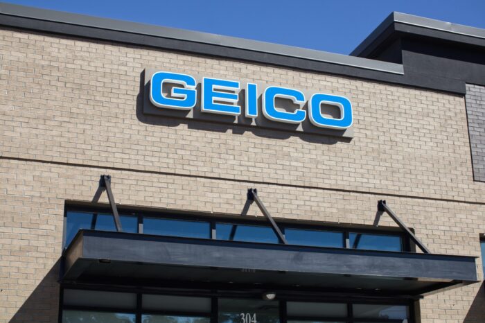 Geico exterior entrance building sign building and sky