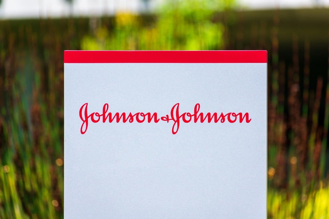Johnson & Johnson Reaches 44M Opioid Settlement with New Mexico Top Class Actions