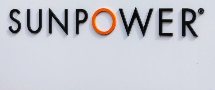 SunPower sign at solar energy company HQ. SunPower Corporation designs and manufactures crystalline silicon photovoltaic cells and solar panels - San Jose, California, USA - 2020 - sunpower class action