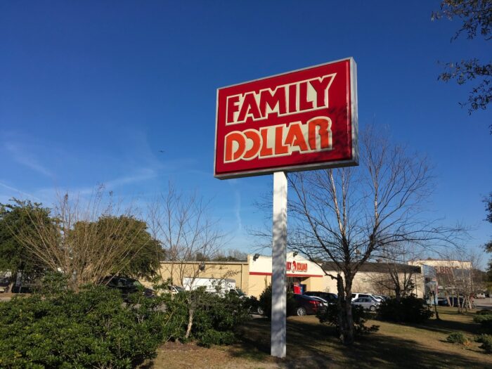 Family Dollar store sign at 10th and Market Street