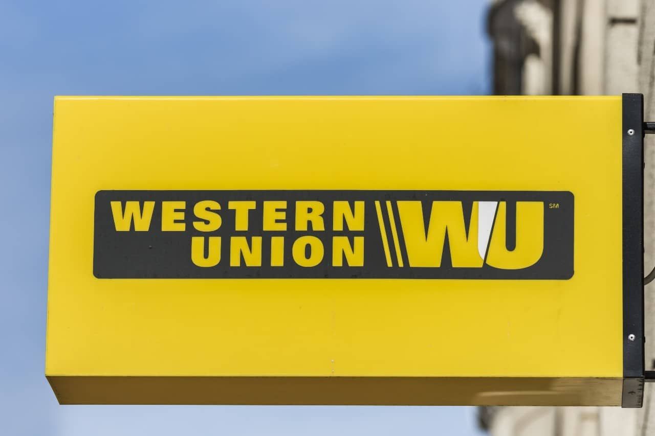 Western Union admits to money laundering, fraud crimes