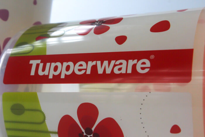 Betaling debitor operation Tupperware class action alleges company misled investors with false  performance statements - Top Class Actions