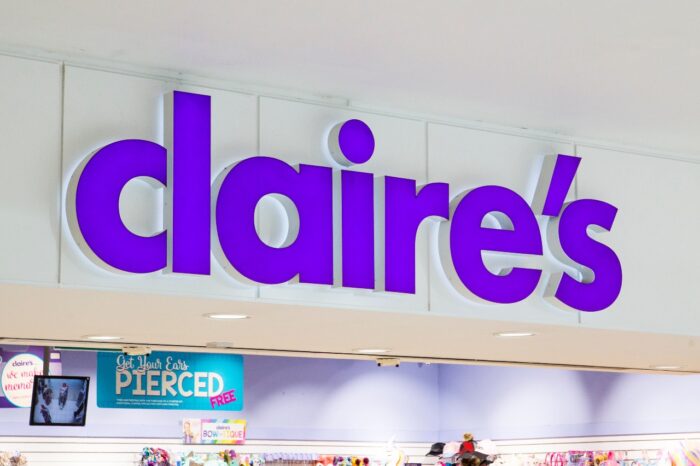 Claire's accessories shop storefront - class action lawsuit settlement, claire's class action lawsuit, data breach