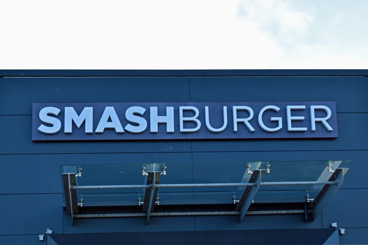Smashburger 'double the beef' false advertising $5.5M class action  settlement - Top Class Actions